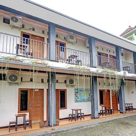 Hotel Wisma Ck Kebumen Eksteriør billede