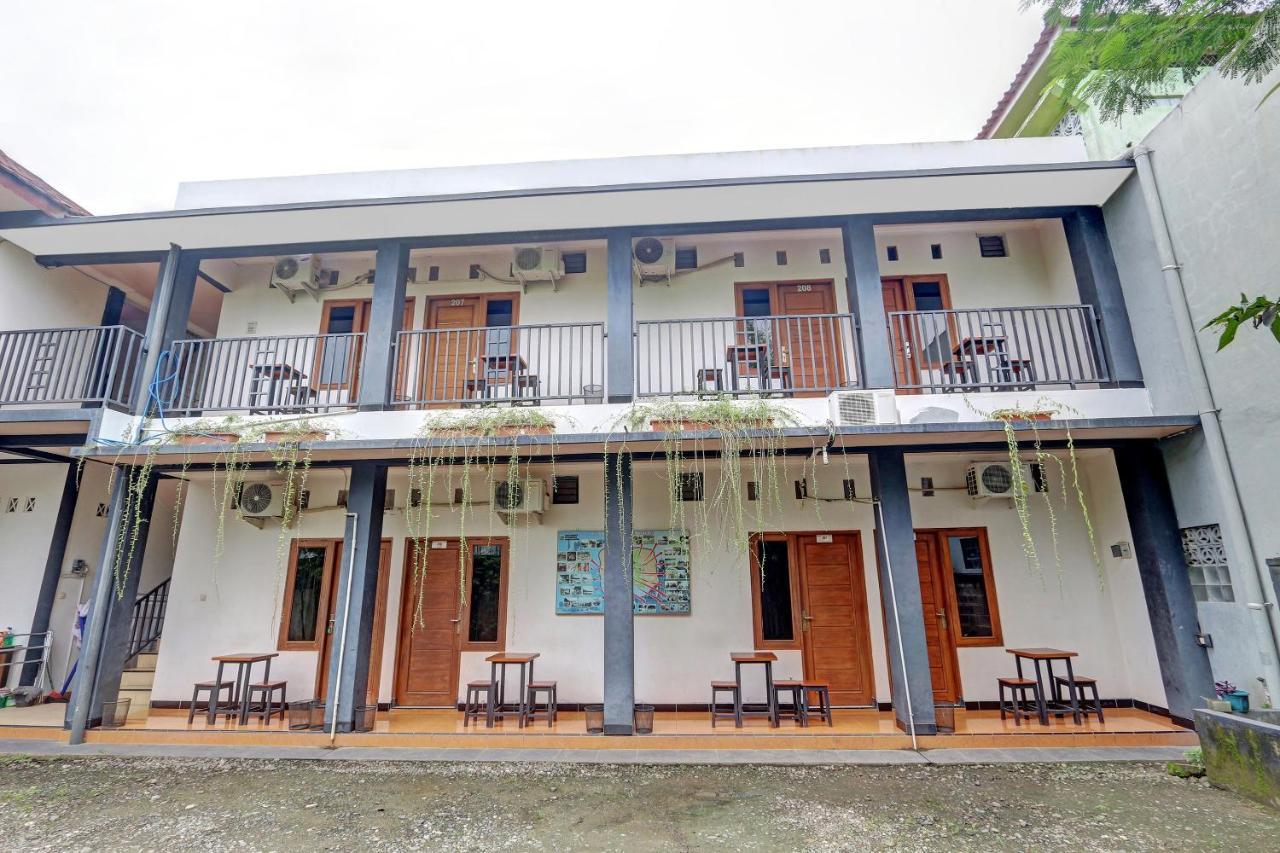 Hotel Wisma Ck Kebumen Eksteriør billede