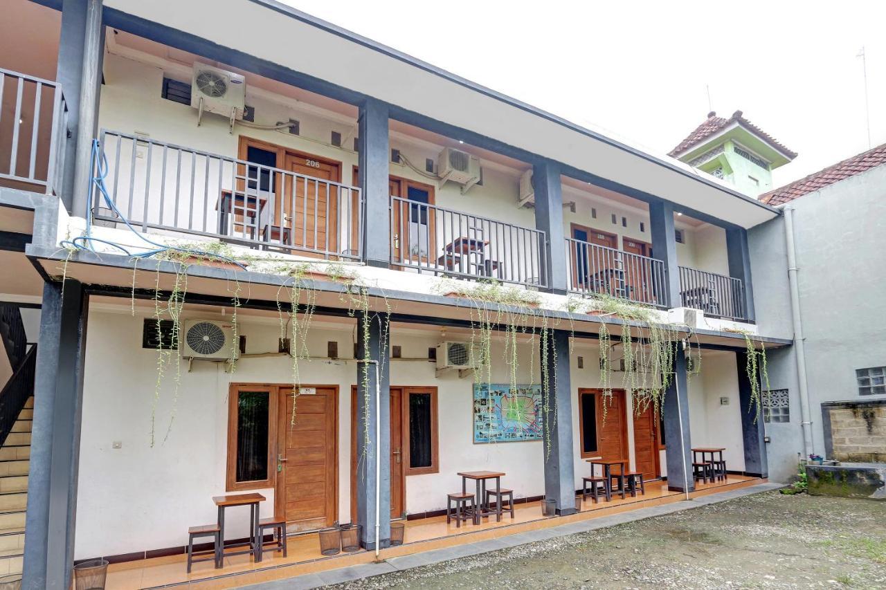 Hotel Wisma Ck Kebumen Eksteriør billede